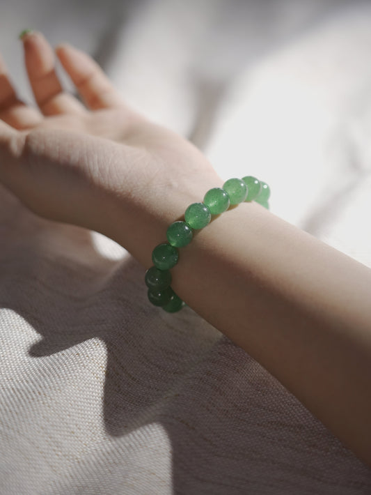 Green Fluorite Bracelet: The Secret to Emotional Balance and Healing