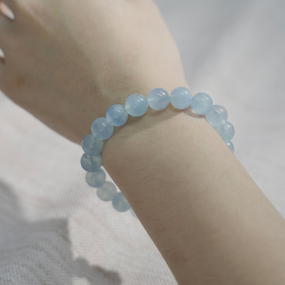 Natural Aquamarine Bracelet wearing picture